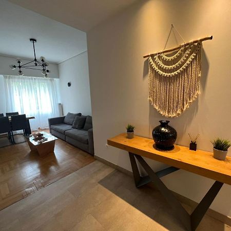 Pagrati 2bdr Flat Apartment Athena Bagian luar foto