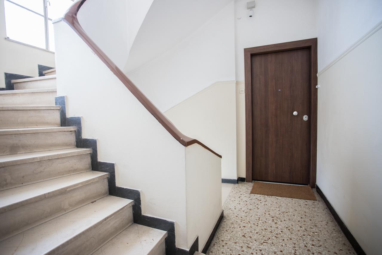 Pagrati 2bdr Flat Apartment Athena Bagian luar foto